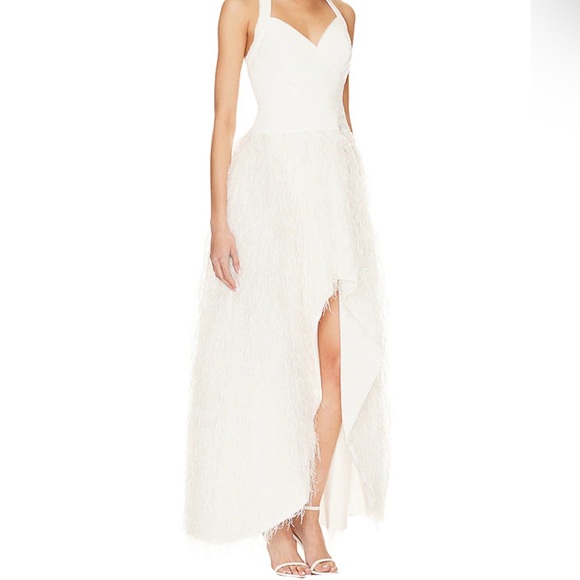 BCBGMAXAZRIA OFF WHITE Feathered Evening Dress in Off White | BRAND NEW | SIZE 2 - Picture 1 of 4